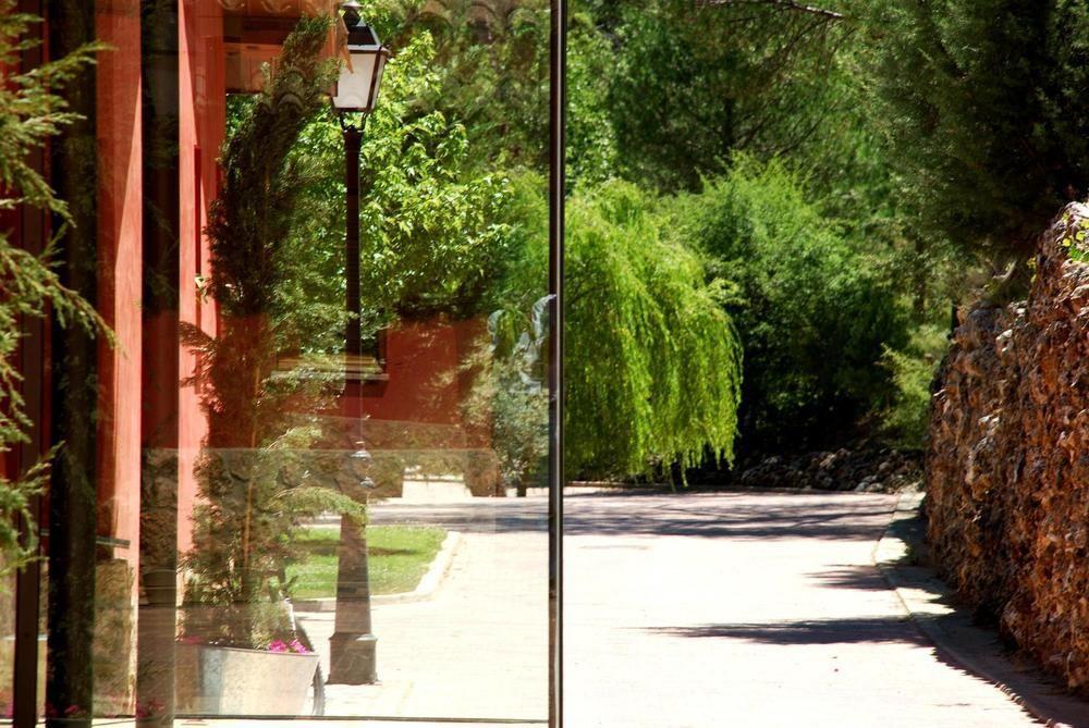 Hotel La Casita De Cabrejas Fuentenava De Jabaga Exterior foto